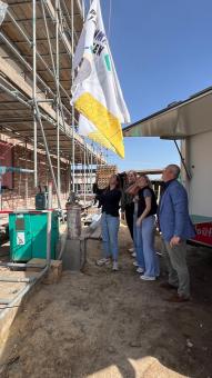 Hoogste punt viering Veulen 21-03-2025 (7).jpeg