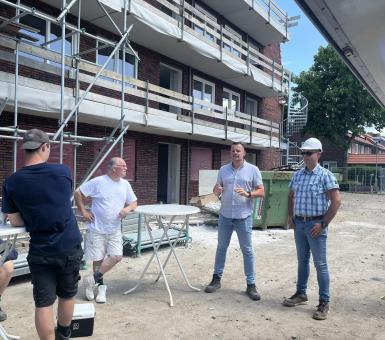 Hoogste punt viering Bernhardstraat Venray 25-06-2025 (10).jpeg