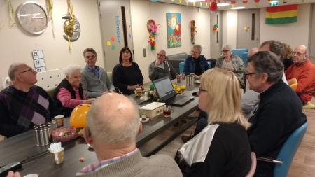 Overhandigen cheque huiskamer Sevenum (1) (1).jpg