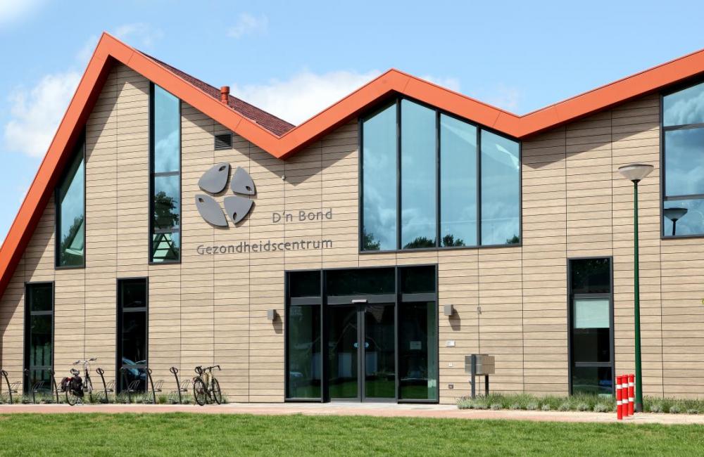 31 woningen en medisch centrum